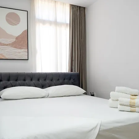 Апартаменты Golden Corner 2 - Sweet Escape *